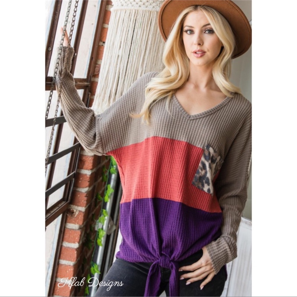 V-Neck Color Block Waffle Knit Leopard Top